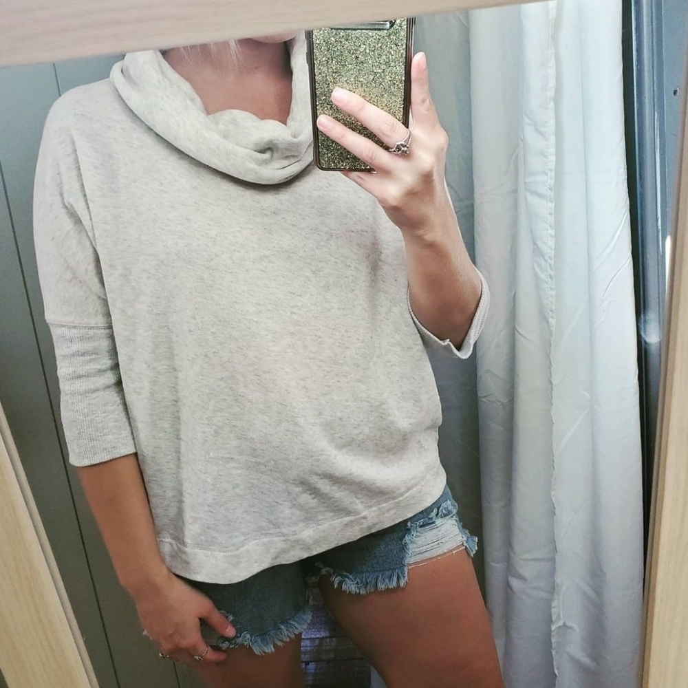 Old navy sweater